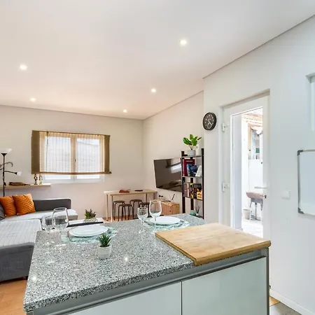 Beautiful House In Matosinhos - By Guest Hébergement de vacances *