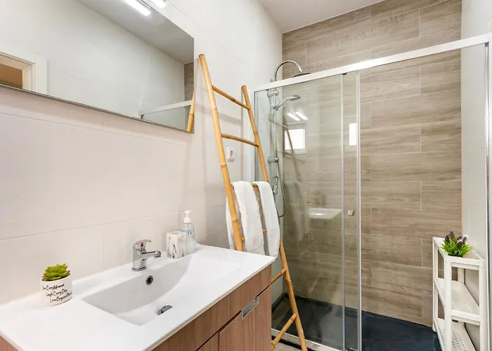 Beautiful House In - By Guest *