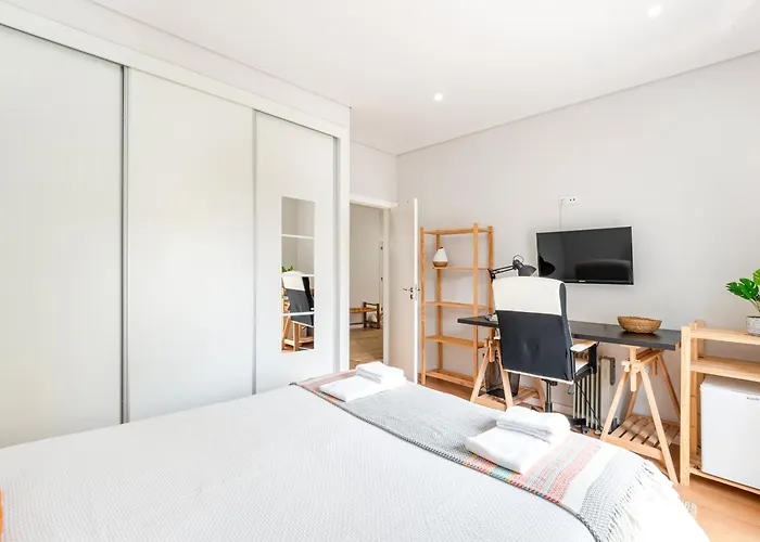 Prázdninový dům Beautiful House In - By Guest